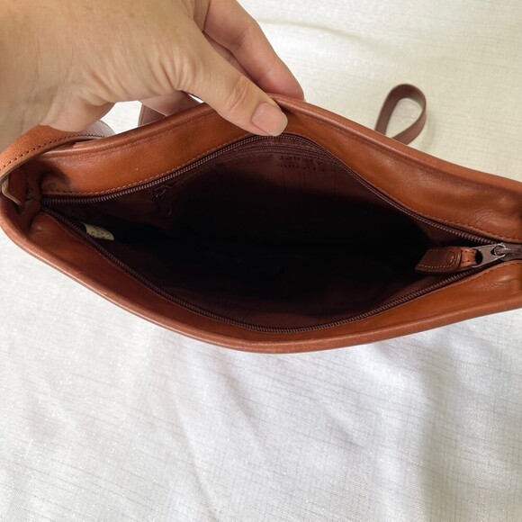 Etienne Aigner Leather Crossbody Bag. Brown Leather. - Picture 5 of 12